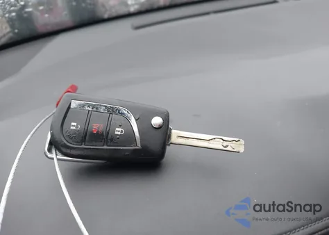 2020 Toyota C-Hr Le from USA, damaged, VIN JTNKHMBX2L1081810